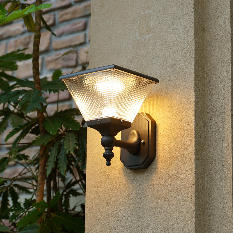 Solarna vanjska zidna svjetiljka IP65 aluminijsko kućište Cree LED, regulacija jačine, daljinsko upravljanje