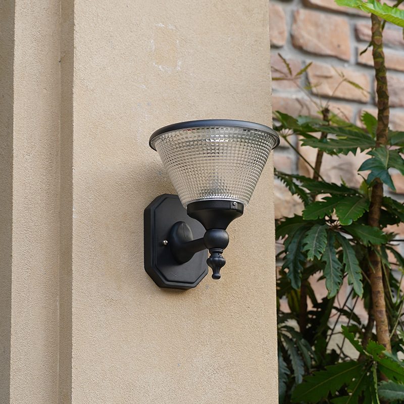 Solarna vanjska zidna svjetiljka IP65 aluminijsko kućište Cree LED, regulacija jačine, daljinsko upravljanje