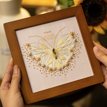 DIY készlet gyöngyhímzéshez francia stílusban – motívum pillangó a keretben, otthoni dekorációhoz, kézzel készített ajándék • Anyag: nyomtatott vászon • Stílus: francia • Műfaj: pasztorális francia