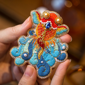 Acarhat DIY hímzés készlet: koi hal brooch, francia stílus, textil anyag, ruhákhoz való kiegészítő