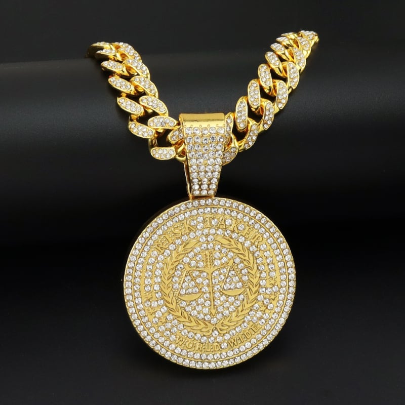 Nyaklánc kubai lánccal, gyémántokkal kirakott kör medállal, ötvözet, hip-hop stílus