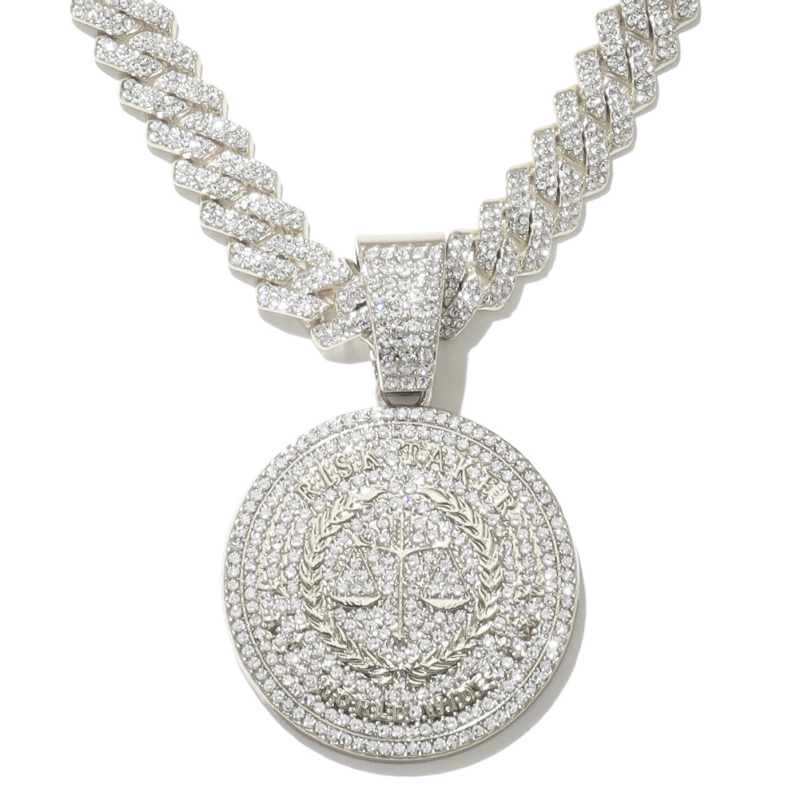 Geometriai kör alakú medálos nyaklánc gyémántos díszítéssel, hip-hop stílusú, ötvözet lánccal