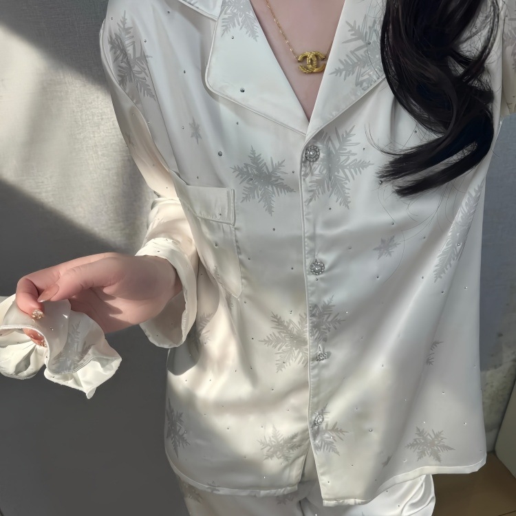 Női pizsama – Ice Silk anyag, Gombos stílus és modern minimalist dizájn, Turn-down gallér, Hosszú ujjú, Hosszú nadrág