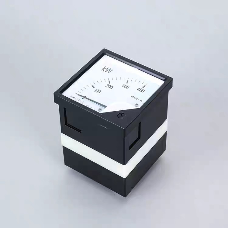 6L2 Ukazovací voltmetr pre striedavé napätie, 380 V / 5 A, Southwest Instrument