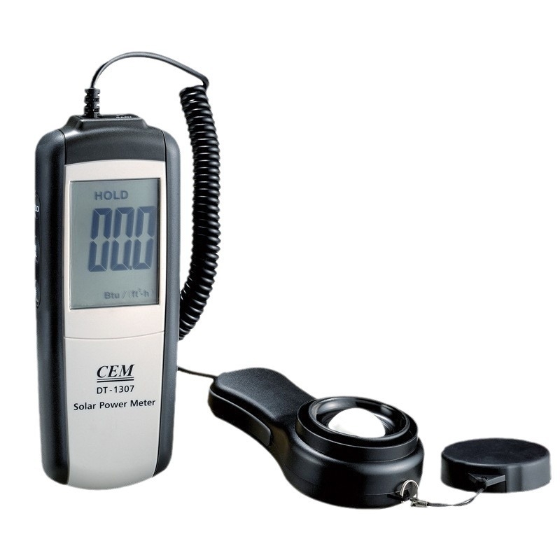 DT-1307 Napelemes teljesítmény-tesztelő UV-méréssel, 1999 W/m^2