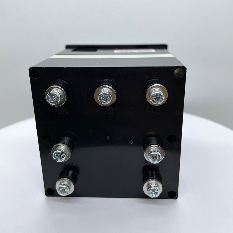 Trofazni aktivni mjerač snage, model 6L2, 380V, točnost 2,5