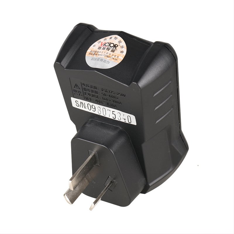 Victor VC469E/469F intelligens dugaszoló tester LED kijelzővel és hangos beszéddel, feszültség tartomány 175–250 V, áram tartomány 30 mA