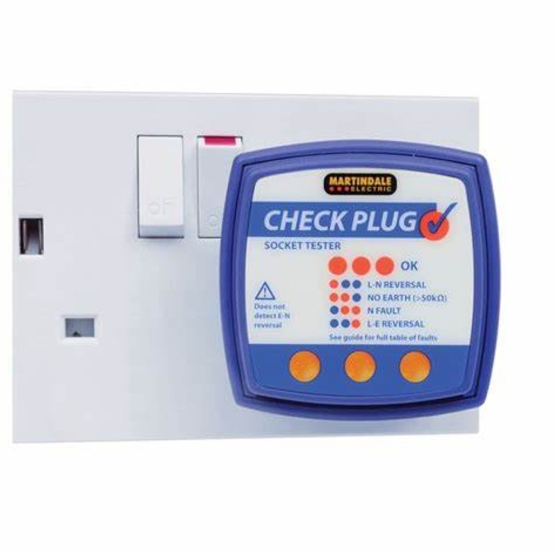 Martindale CP501 tester utičnice 13A 200-250V AC CAT II
