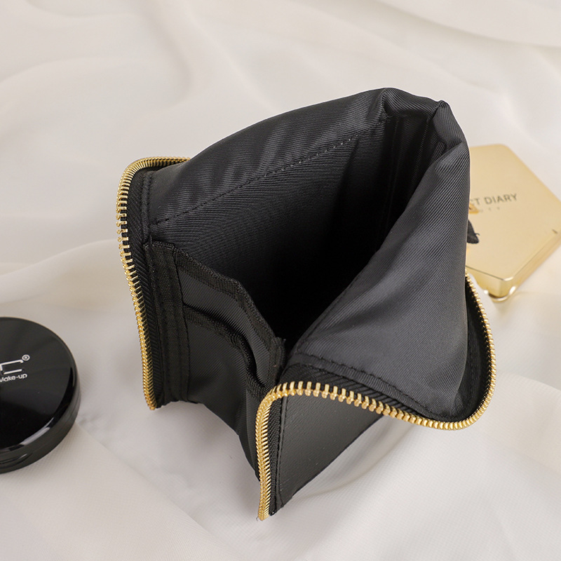 Set de pensule de machiaj în husă de depozitare, 9 bucăți, cu husă pentru pensule, cod 005, organizator cosmetic portabil (9 buc.; cu husă pentru pensule; cod 005; organizator portabil)