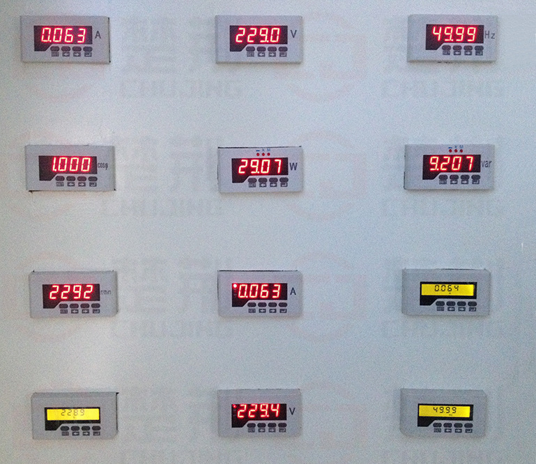 Jednofazni digitalni ampermetar CJ-AA/DA, raspon mjerenja 0-9999 A (pretpostavljeno 0-5 A), točnost 0,5 s, napajanje AC220V