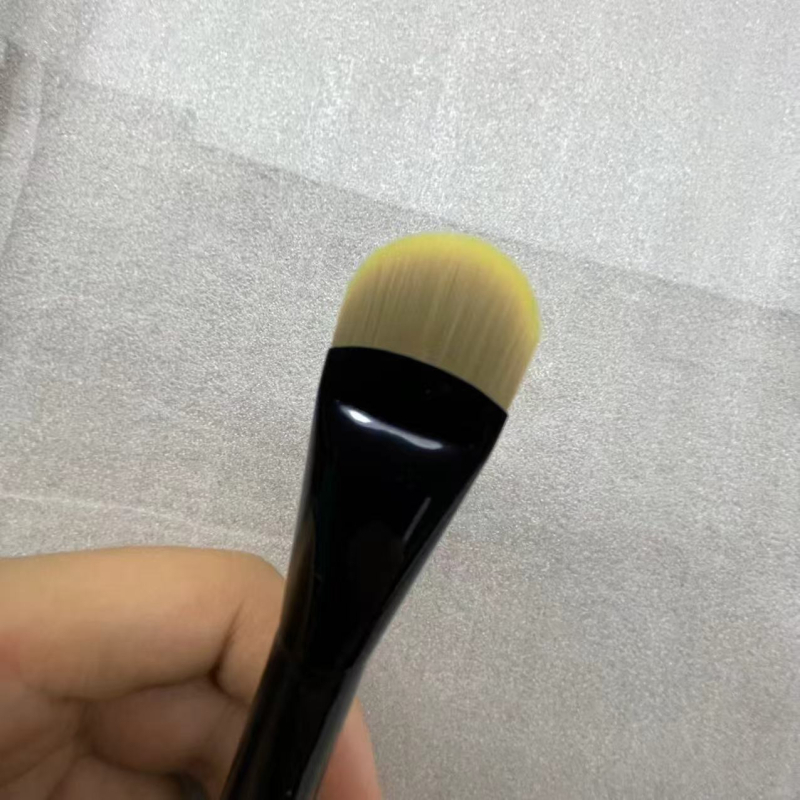 Alapozó ecset, lapos, kerek fej, szintetikus szálak, fa nyél, 1 darab, származás: Cangzhou