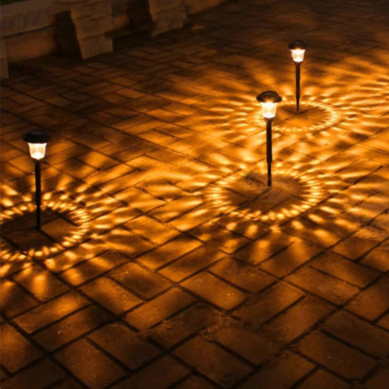 Solarna zemlja lampa za travnjak – IP65 vodootporan LED, 2W, trajanje 6–12 sati, vijek trajanja 50.000 sati