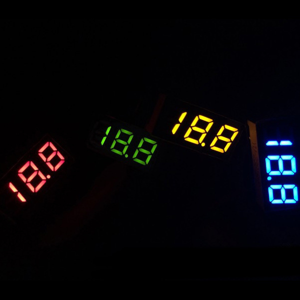 0,28-inčni digitalni DC voltmetar modul, LED zaslon 12V, dvovodični, raspon 2,5–30V