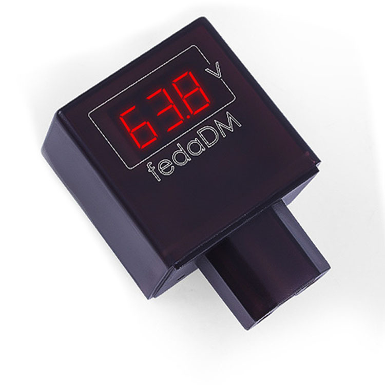2,4 A digitalni voltmetar za električna vozila s USB punjačem, kompatibilan s 48V/60V/72V/96V sustavima