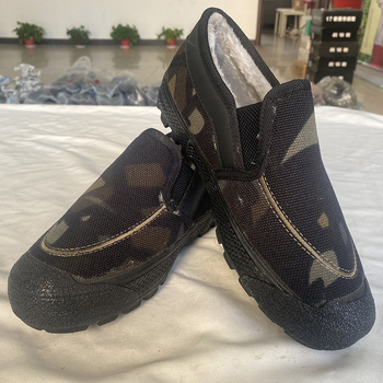 Pantofi de lucru Slip-on, antiaderenți și respirabili, rezistenți la uzură, vârf din cauciuc, talie joasă, marcă Soldiers, origine Jiangsu