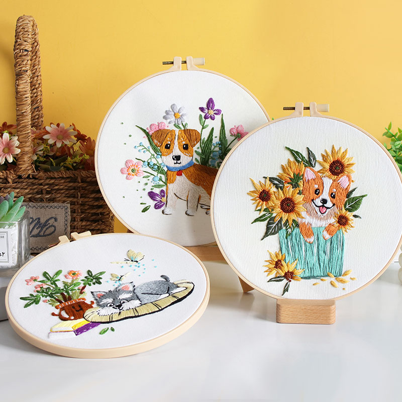 Originalni DIY set za ručno vezenje s motivom psa i cvijeća – tekstilno vezenje, nordijski stil