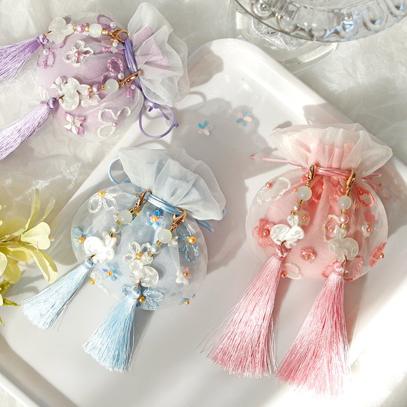 Kit DIY de broderie pe săculeț de in, cu motif Cartoon/Anime, stil New Chinese Style, material in, categorie broderie: kit, tip broderie: Altul