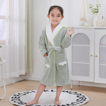 Παιδική ρόμπα από κοραλλοφλίς – παχιά, γρήγορα στεγνώνει, χωρίς αποκόλληση ινών, με ζώνη για φθινόπωρο-χειμώνα