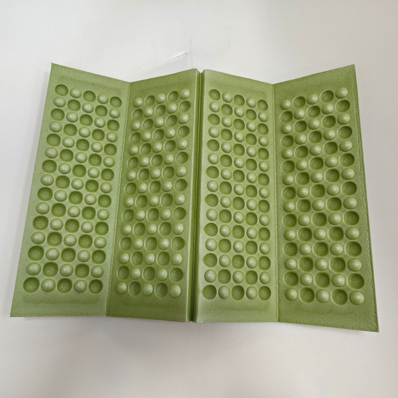 XPE sklopiva podloga za sjedenje otporna na vlagu za kampiranje — za 1 osobu, model Folding Pad, težina 35 g
