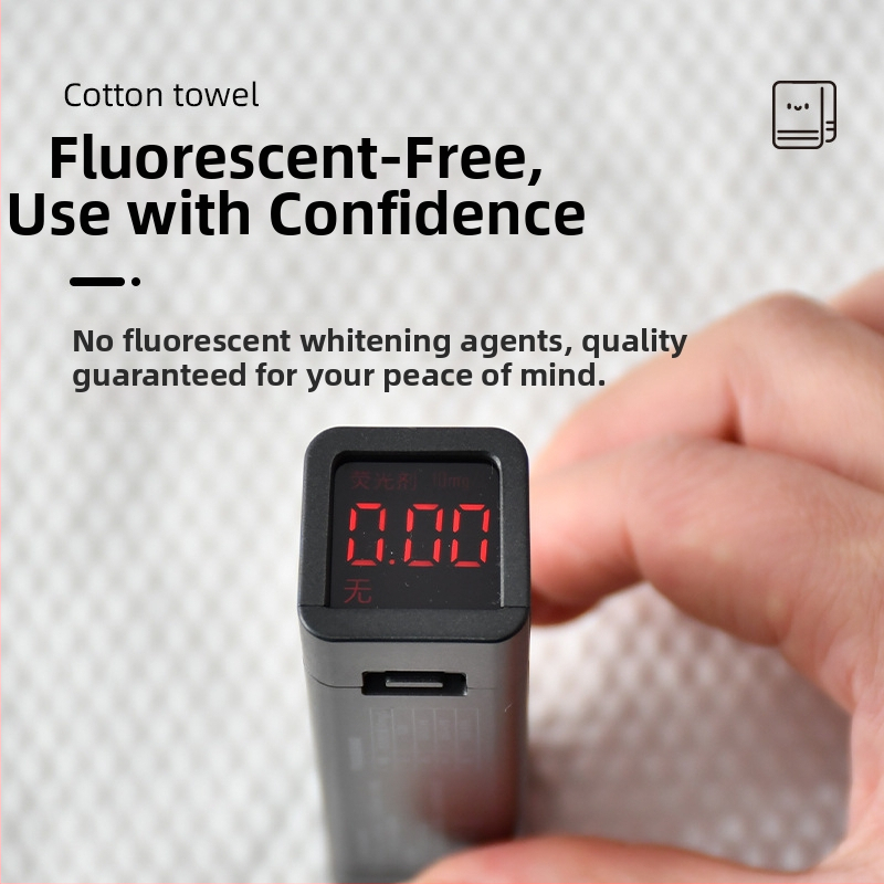 Three Constant Trees Jednorazová hrubšia čistiaca utierka - netkaná textília, Plain weave, absorpcia 0-5 s, prispôsobiteľné spracovanie, súkromná značka možná