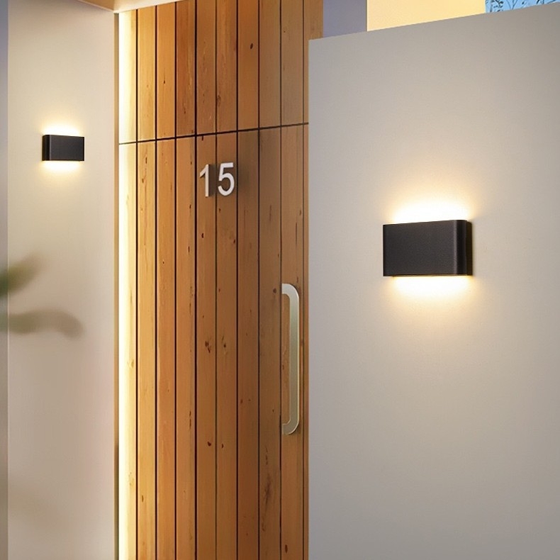 Εξωτερικός αδιάβροχος τοιχολάμπτήρας – υπερ-λεπτός, IP65, 110-275V, 15 LED, 3000K, CRI 90