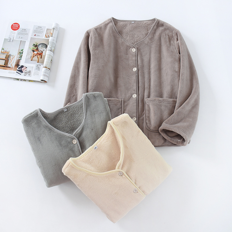 Ženski pidžama kardigan od Coral fleece, 95% poliester, debljina 251–300 g/m2, zima i jesen