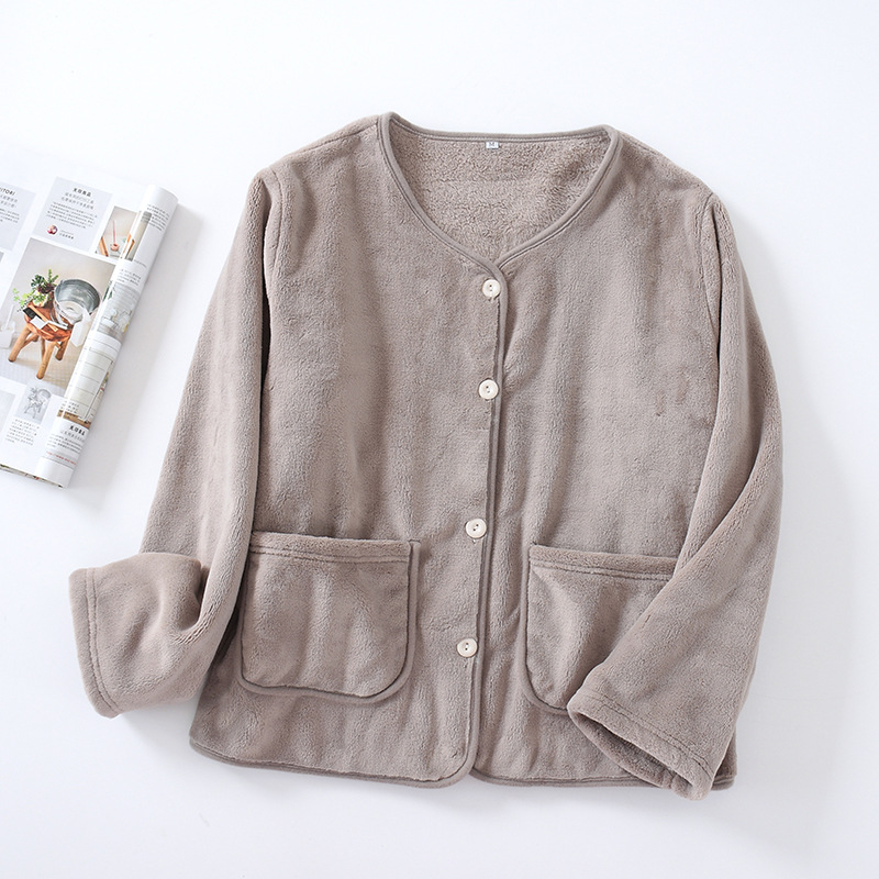 Ženski pidžama kardigan od Coral fleece, 95% poliester, debljina 251–300 g/m2, zima i jesen