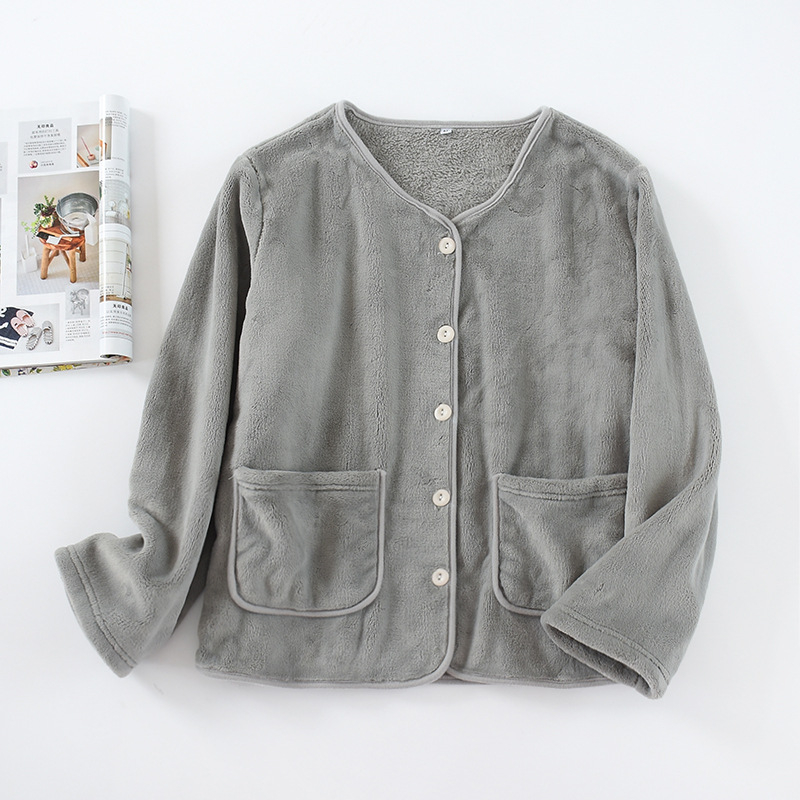 Ženski pidžama kardigan od Coral fleece, 95% poliester, debljina 251–300 g/m2, zima i jesen