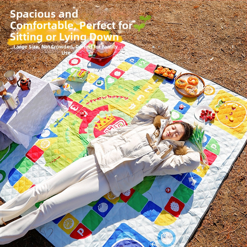 Csúszásgátló nedvességálló matrac kempingezéshez és piknikhez | 80 g pongee anyag, 210D Oxford bélés | súly 1 kg | Modell SY22CD006-1 | Kapacitás 2-6 fő