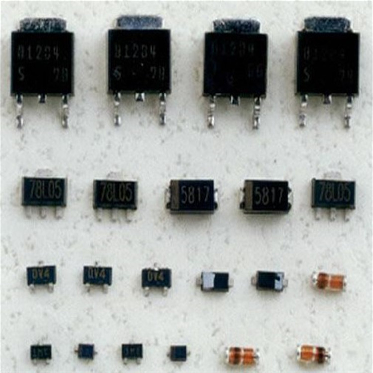 NCV76124MW0R2G IC sa SPI sučeljem za senzor kiše i svjetla