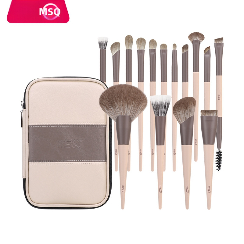 15 darabos sminkecset készlet gyapjú és szintetikus sörtékkel, fa nyelű, PU ecsettáska, a sörte hossza 4,5 cm, a teljes hossz 19 cm