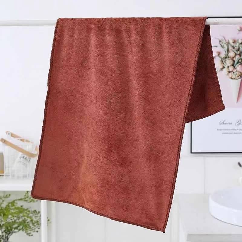 Хавлия за козметичен салон, суперфинно влакно, 90 г, бродиран лого, бързо попиване 5–10 сек, комплект от 10 броя