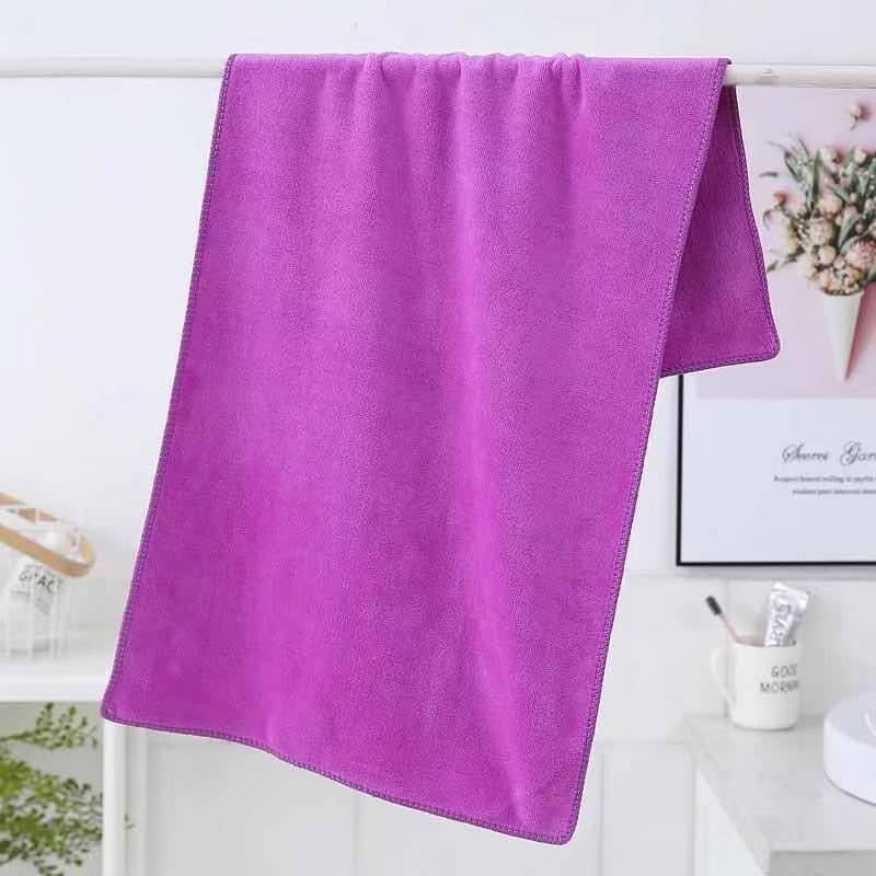 Хавлия за козметичен салон, суперфинно влакно, 90 г, бродиран лого, бързо попиване 5–10 сек, комплект от 10 броя