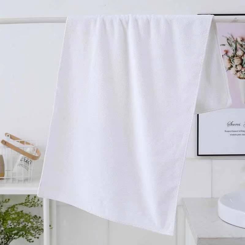 Хавлия за козметичен салон, суперфинно влакно, 90 г, бродиран лого, бързо попиване 5–10 сек, комплект от 10 броя