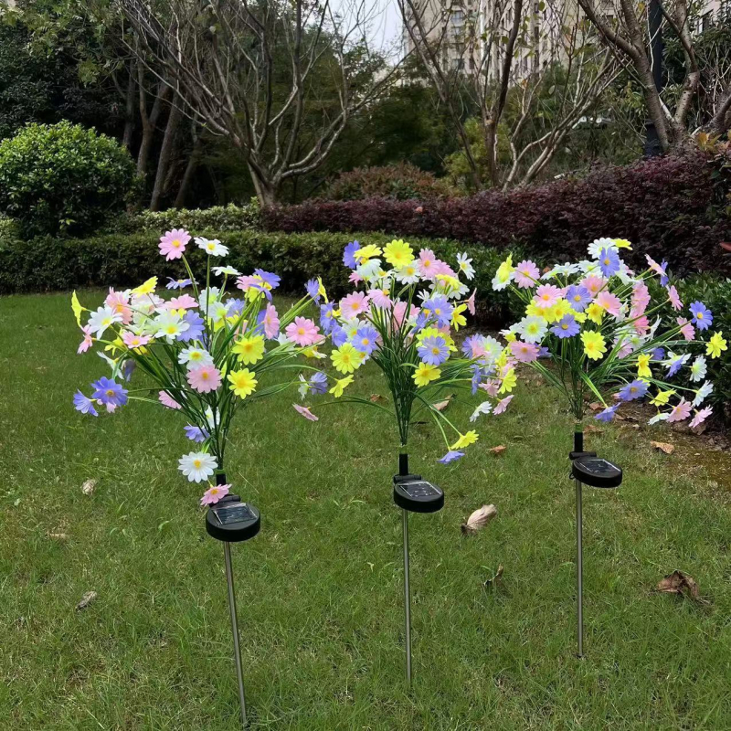 Vanjska vodootporna solarna rasvjeta u obliku biljke, model YD-007; materijal: nehrđajući čelik + PC cijev + ABS plastika; trajanje osvjetljenja: 6–12 sati