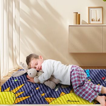 XPE vanjski madrac otporan na vlagu s aluminijskom folijom, model HL-2002, težina 240 g, za 1 osobu