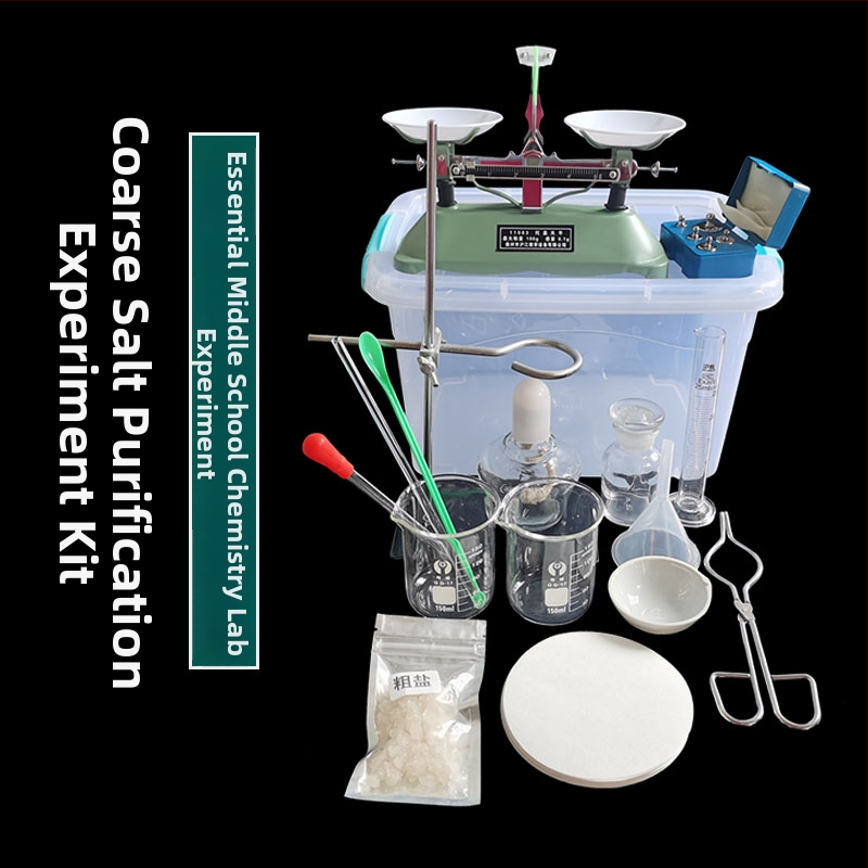 Laboratóriumi felszereléskészlet vas keretes állvánnyal, pároló edény, alkohol lámpa, mérleg, szűrőpapír