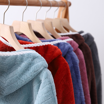 Uniszex téli fürdőköntös, bársonyos poliészter anyag, 90% poliészter, pár számára