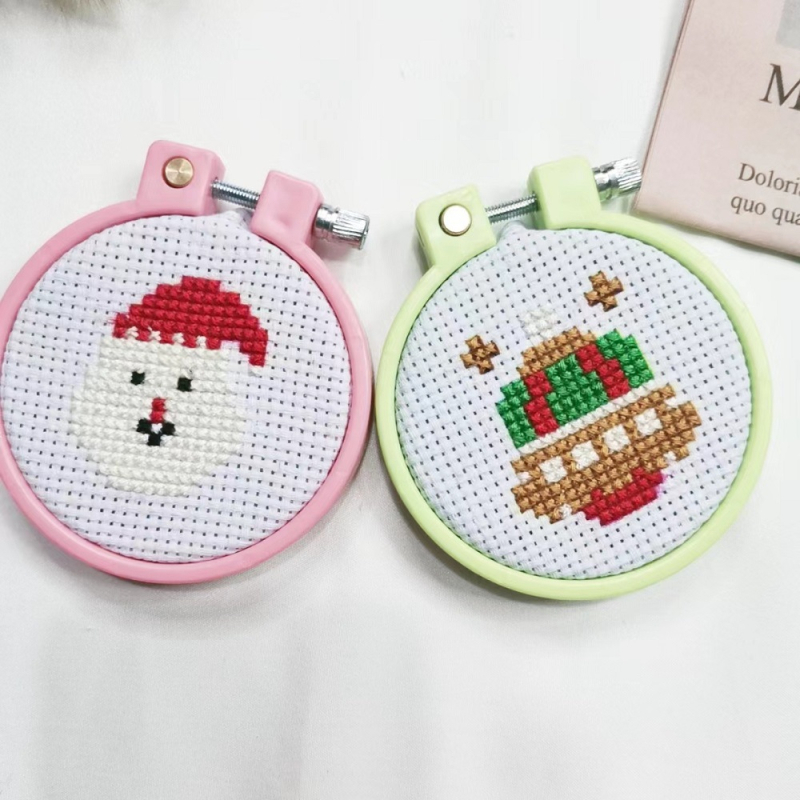 Комплект за кръстосана бродерия за коледен ключодържател, карикатурен стил, платно 11CT, DIY образователна игра