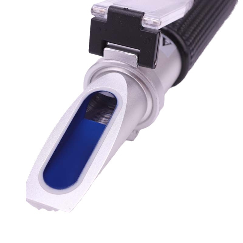 Măsurător pentru concentrația de uree în vehicule și densitatea antigelului (etilen glicol/propilen glicol) cu refractometru, model RHA501