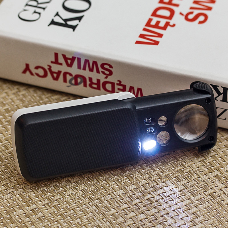 Prijenosna lupa s LED rasvjetom za provjeru novčanica, izvlačna lupa s višestrukim povećanjem, model 774-3ZX