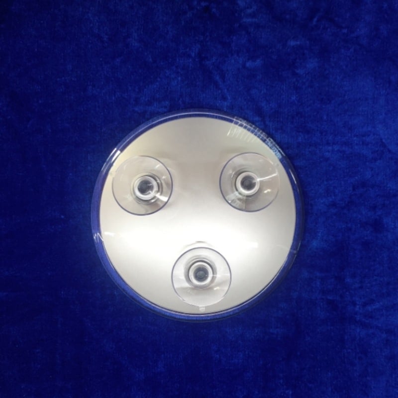 Sminktükör szívófejes rögzítéssel, 10x–30x nagyítás, akril keret, üveg lencse, fürdőszobai használatra