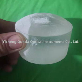 Optické sklo šošovky-blank pre plano-konvexné, konvexné a konkávne šošovky, svetelný vodič stĺpec pre automobilové svetlá; značka Qunda optics; model K9-67*46; aplikácia: projekčné auto svetlo, svetelný vodič stĺpec; tolerancia blanku: ±0,15 mm