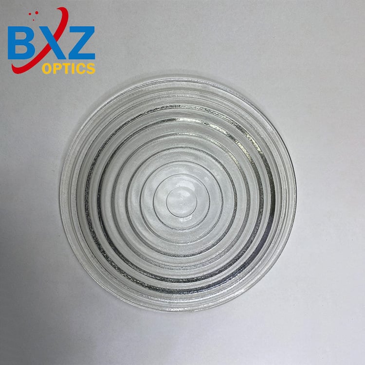 Fresnelova šošovka pre jemné svetlo v fotografii — model F50-300, optické sklo, značka BXZ