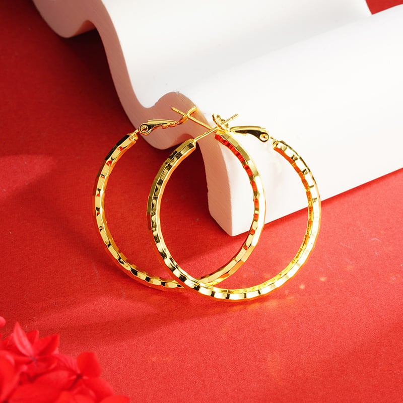 Réz fülbevalók geometriás mintázattal, elektroplatolt felület, etno retro stílus