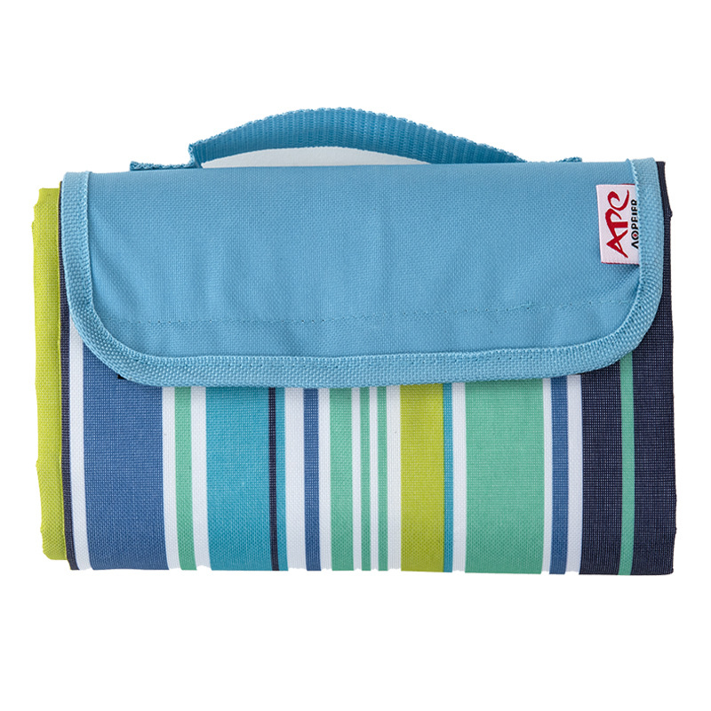 Piknik matrac nedvességmentes felülettel, Oxford anyagból, modell LEP, tömege 430 g, alkalmas kempingezéshez és túrázáshoz.