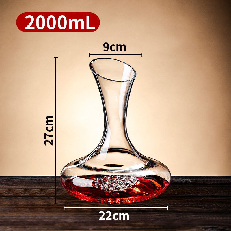 Vörösbor-dekanter üvegből, tömeg 500 g, modern minimalista stílus, 2020 őszén debütál