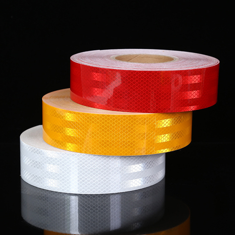 PET автомобилни призматични стикери с отражателни ленти (Марка: Star Warehouse; Внос: Не; Частна марка: Не)