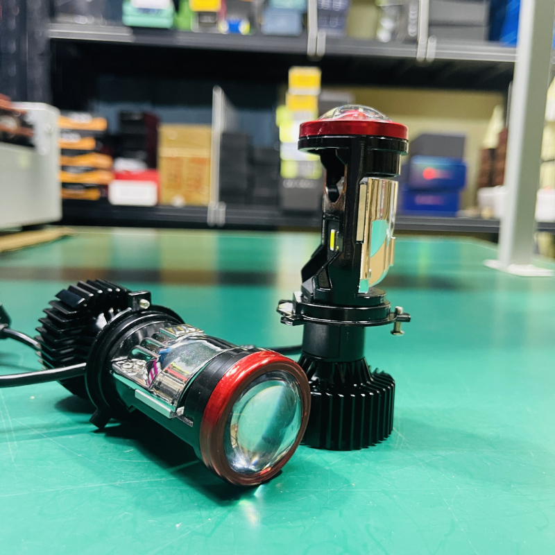 Y22 LED prednje svjetlo za auto s bifokalnom lećom - 60W, 9-36V, 10000lm, IP67