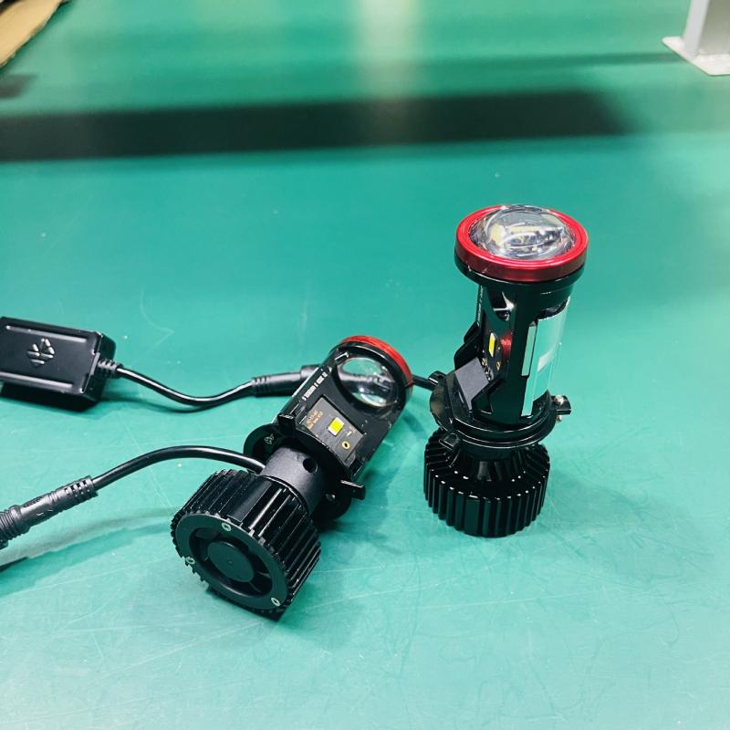 Y22 LED prednje svjetlo za auto s bifokalnom lećom - 60W, 9-36V, 10000lm, IP67